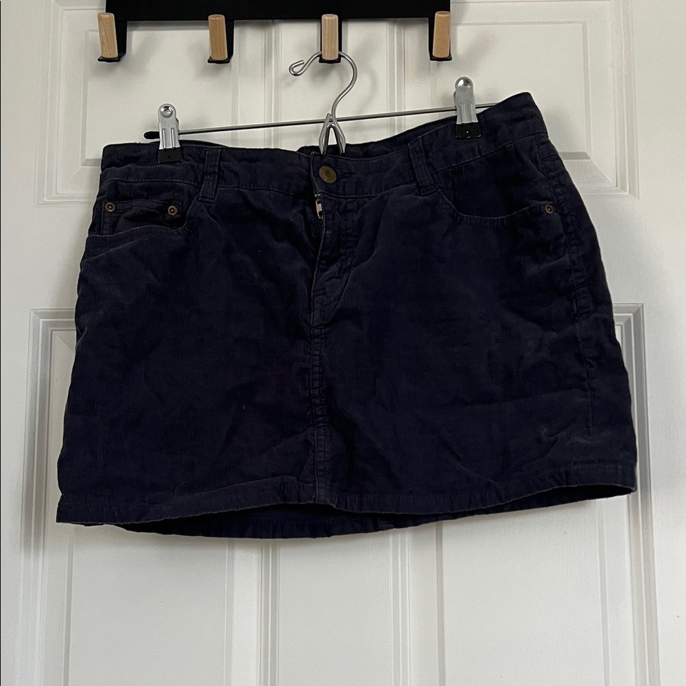 Classic Black Mini Skirt